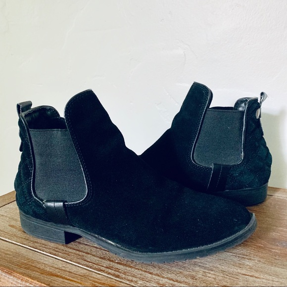 Steve Madden Shoes - Steve Madden Gianna Suede Boots